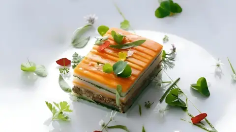 Terrina-Milhojas sin pasta de verduras y setas.